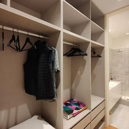 Joivy Astonishing Flat W Office Near 리스본